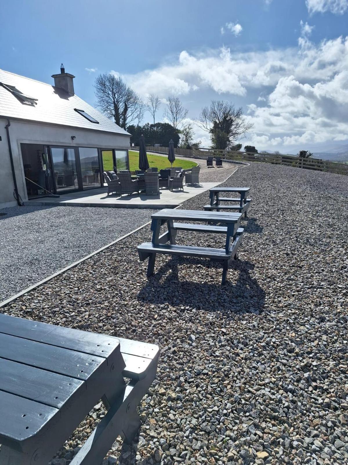 Crohill Hideaway Villa Newry Exterior photo
